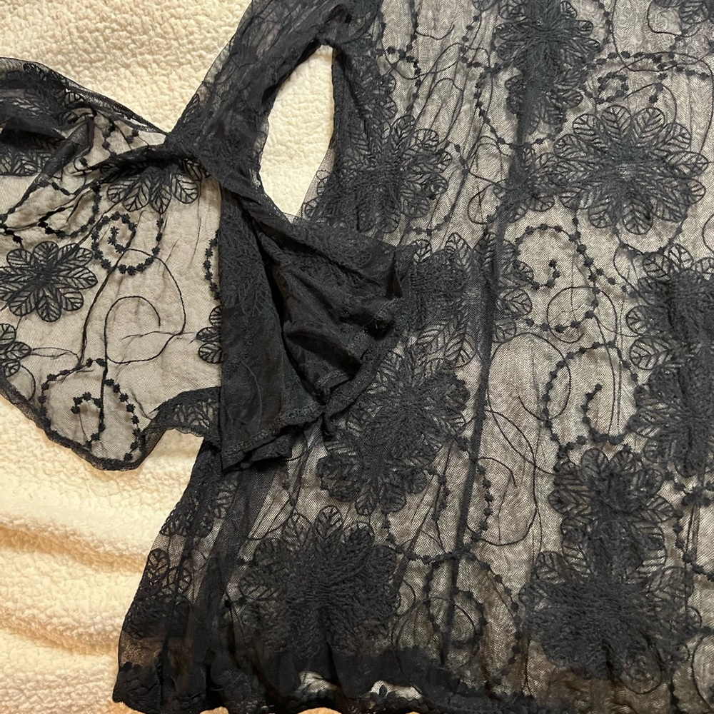 Chic Black Floral Lace Mini Dress or blouse